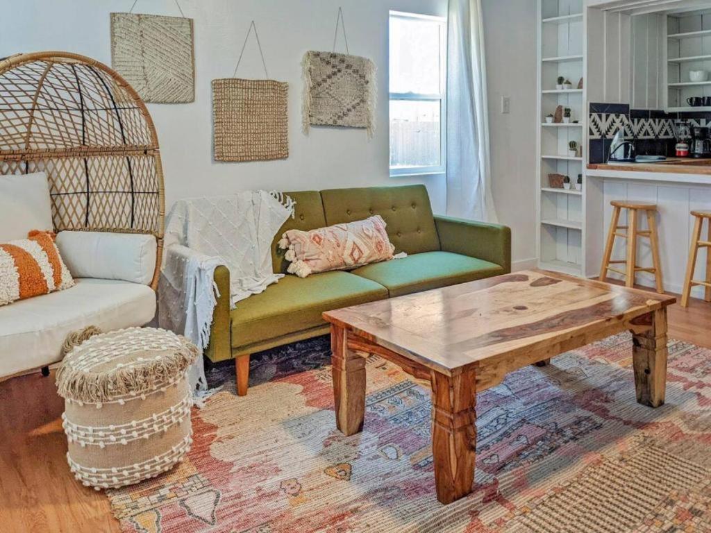 Explorer's Haven, Venture Base Unit 5 - Image 8