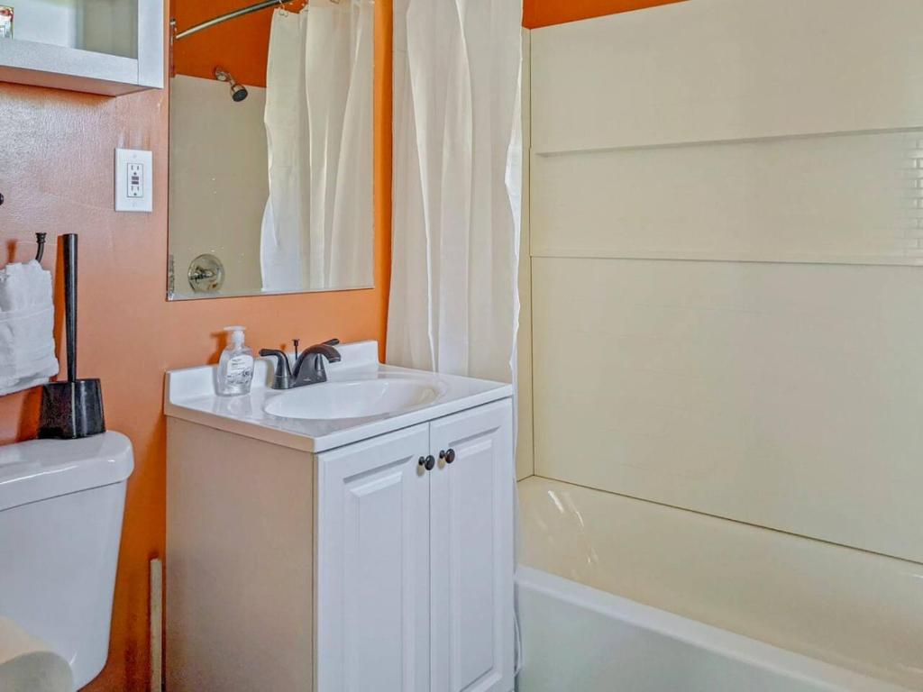 Explorer's Haven, Venture Base Unit 5