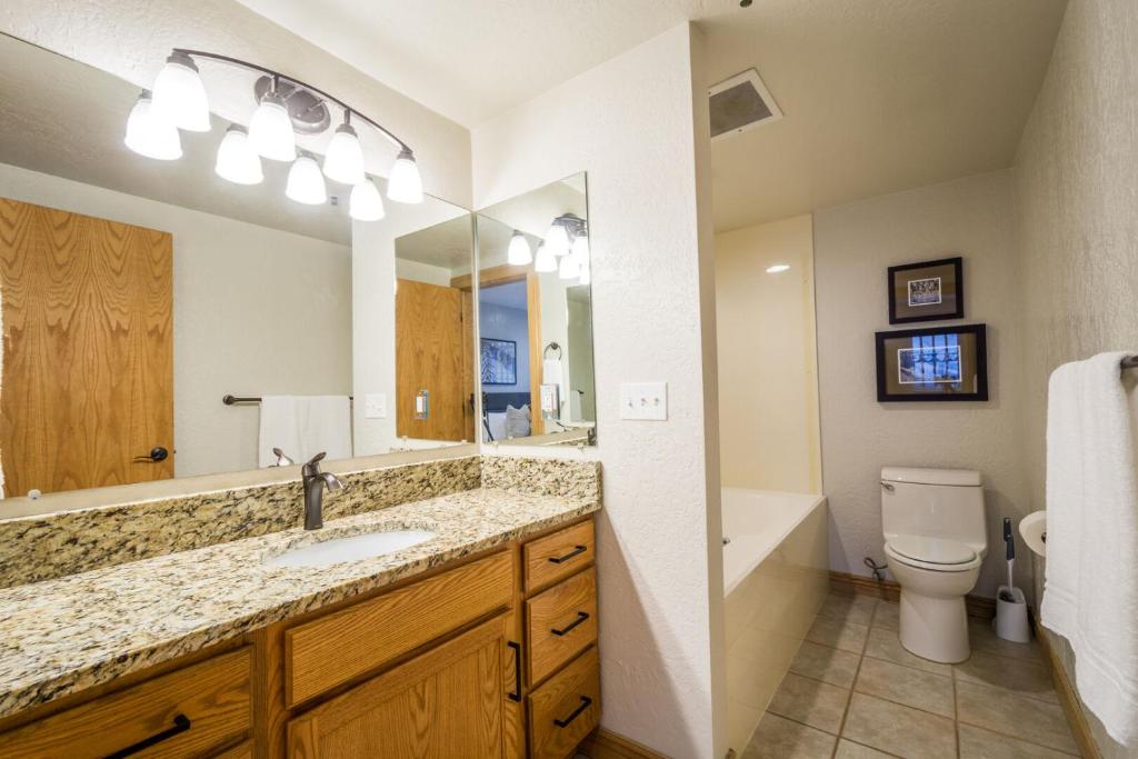 Big Cottonwood 2 Bedroom Brighton Chalet - Image 6