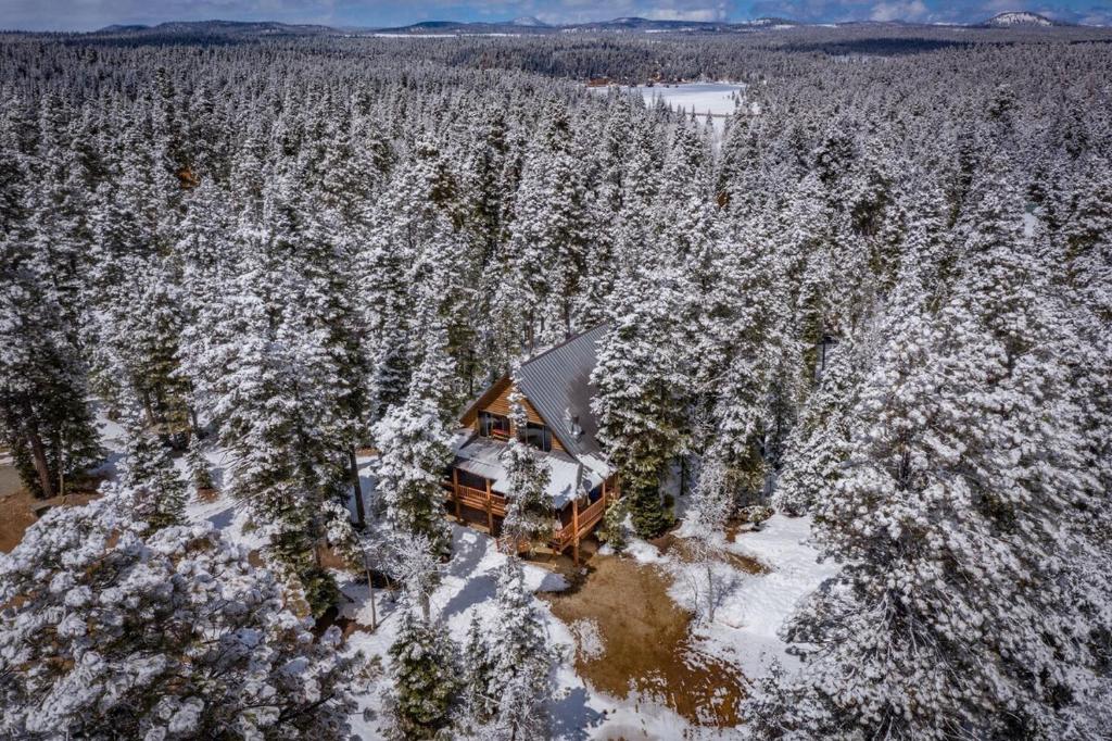 10 Bed Luxurious Spa Cabin - Image 4