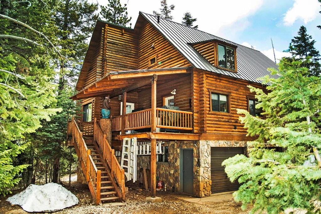 10 Bed Luxurious Spa Cabin - Image 5