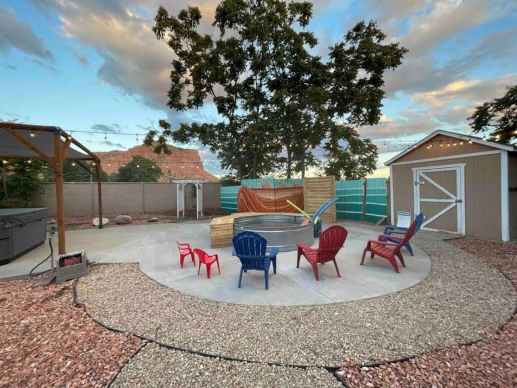 Hot Tub (Jacuzzi) - Photo 2