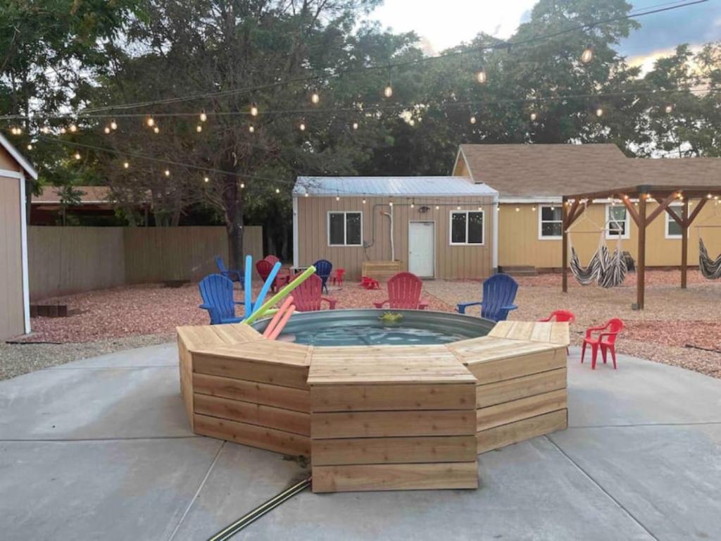 Hot Tub (Jacuzzi) - Photo 6