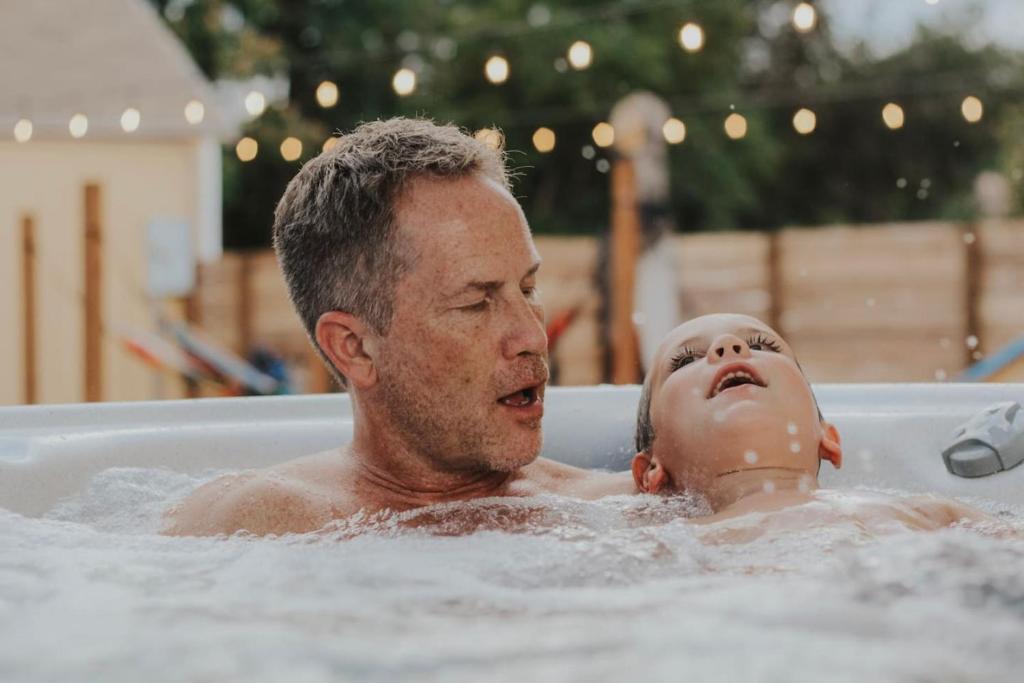 Hot Tub (Jacuzzi) - Photo 10