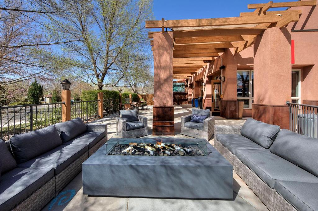 The Gonzo Inn - Image 5