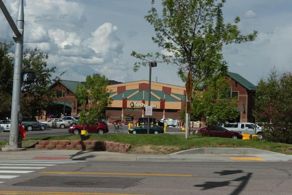 Family Friendly Condo - Park City (Sleeps 8+) - Image 7