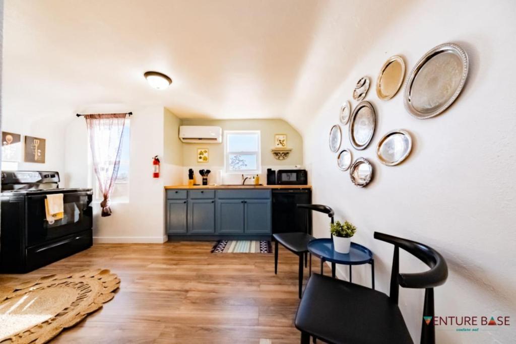 Trailblazer's Retreat, Venture Base Unit 3 - Image 5