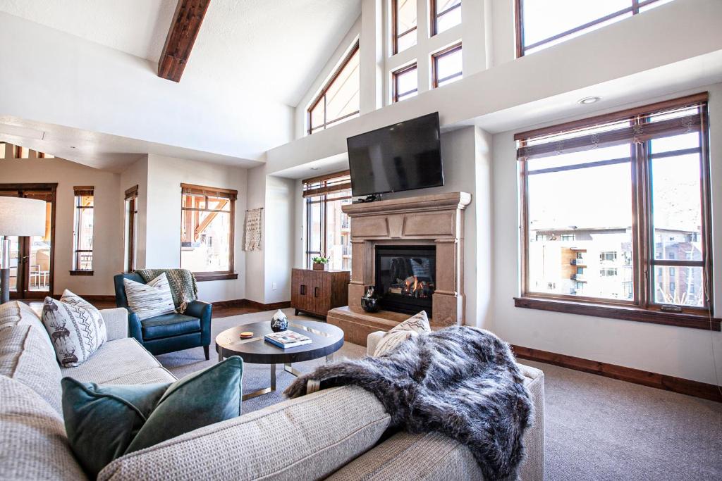 Hyatt at the Canyons by Park City Vacations - Image 6