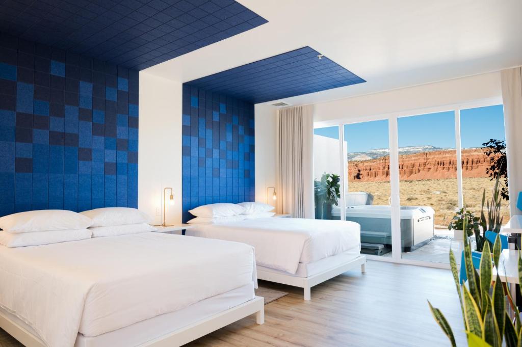 Hot Tub (Jacuzzi) - Photo 4