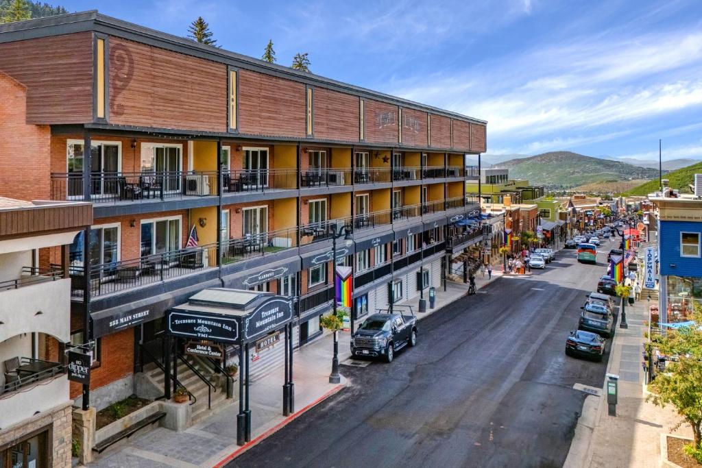 Treasure Mountain Inn - Image 4