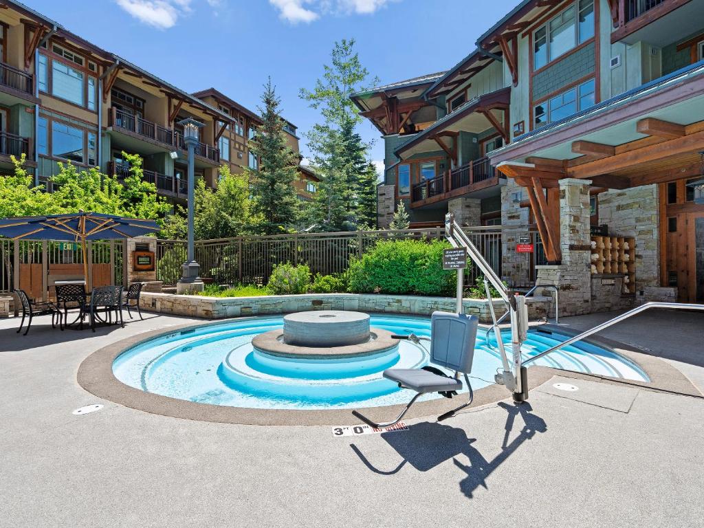 Hyatt Centric by All Seasons Resort Lodging