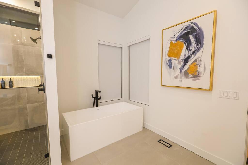 Park city Pines retreat sleeps 22!