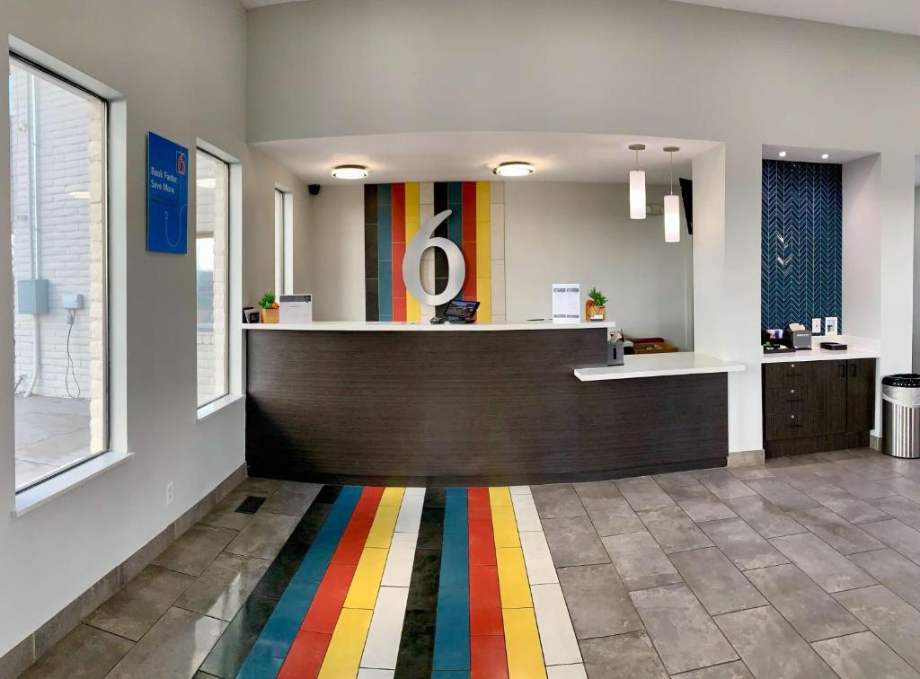 Motel 6-Ogden, UT - 21st Street - Image 8