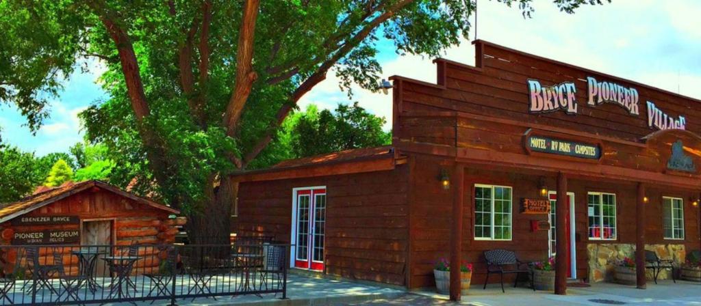 Bryce Pioneer Village - Image 7