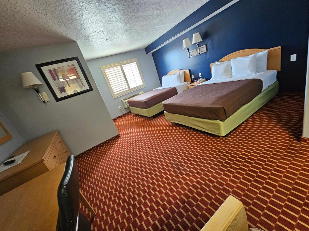 Executive Inn & Suites Extended Stay - Vernal - Image 6