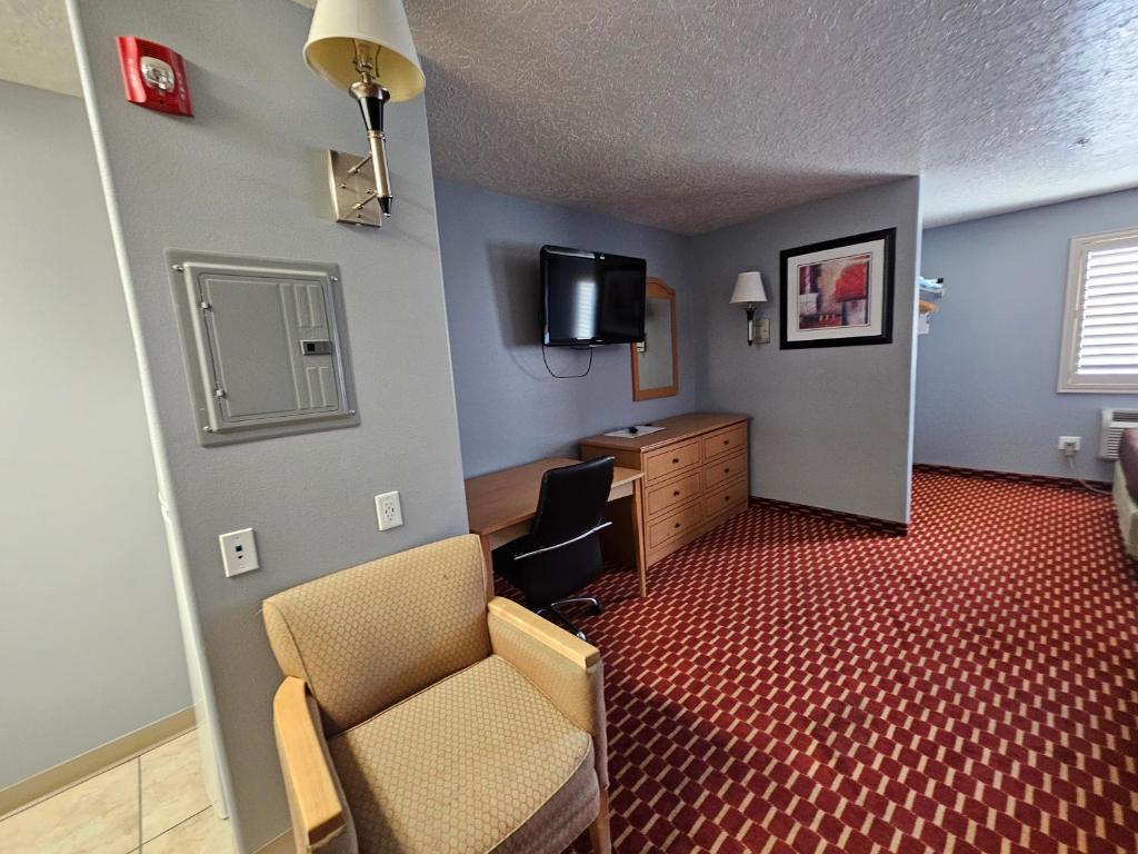 Executive Inn & Suites Extended Stay - Vernal - Image 5