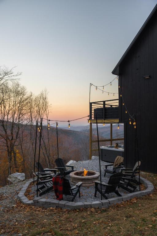 Hot Tub (Jacuzzi) - Photo 4