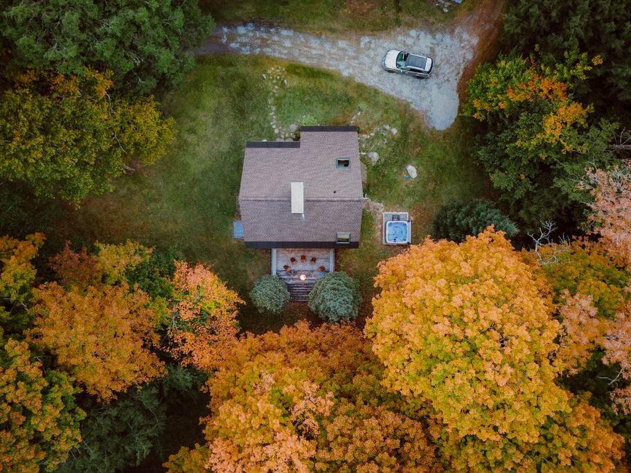 Hot Tub (Jacuzzi) - Photo 4