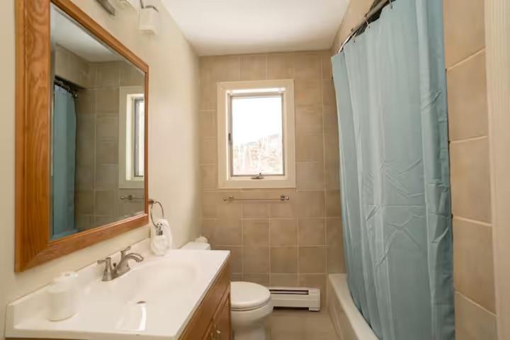 5BR Chalet in Historic Town bet Killington & Okemo - Image 6