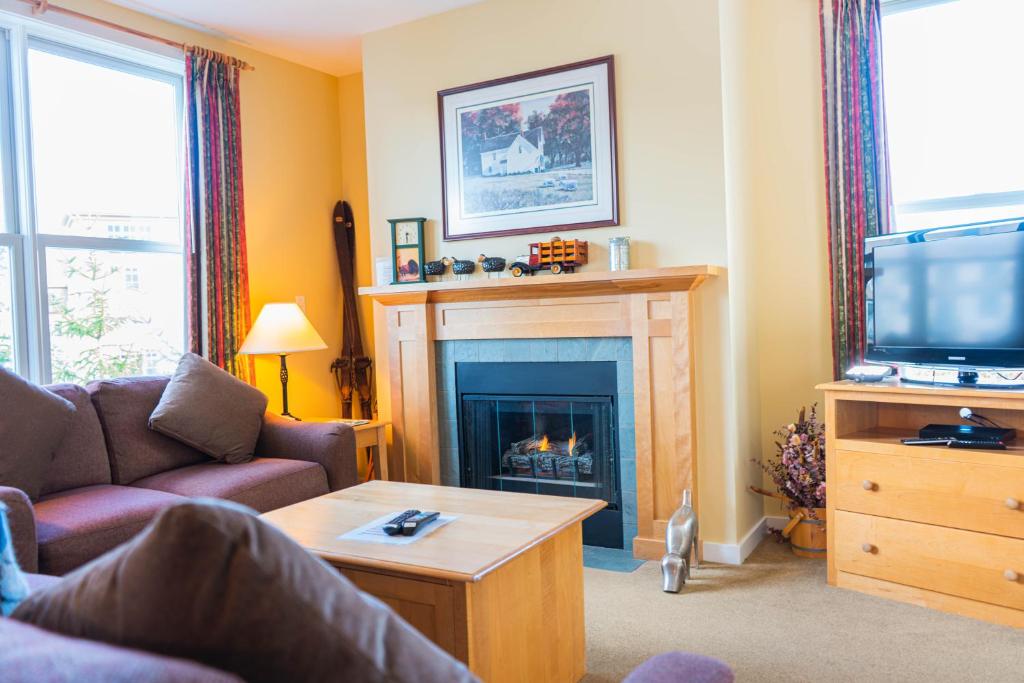Long Trail House Condominiums at Stratton Mountain Resort - Image 6