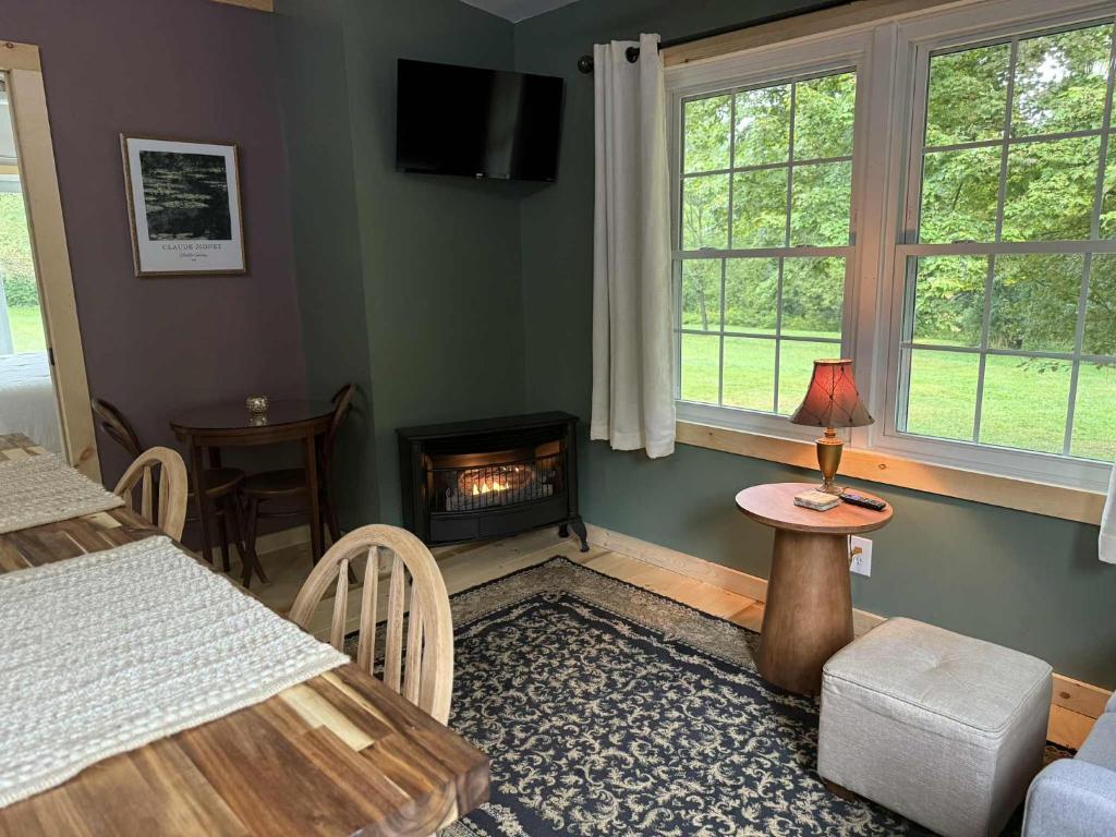 Back Inn Time - Image 6