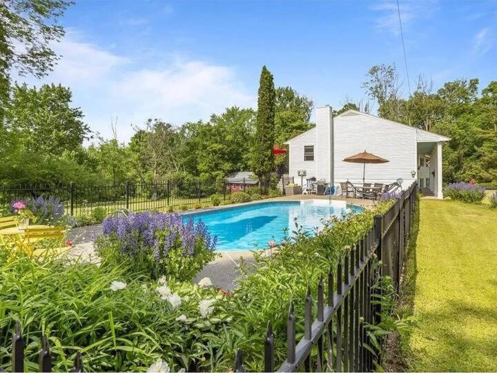 Back Inn Time - Image 4