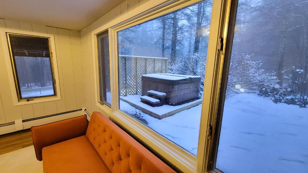 Hot Tub (Jacuzzi) - Photo 5