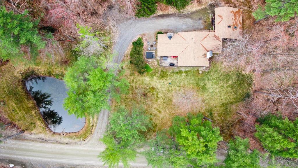 Hot Tub (Jacuzzi) - Photo 2