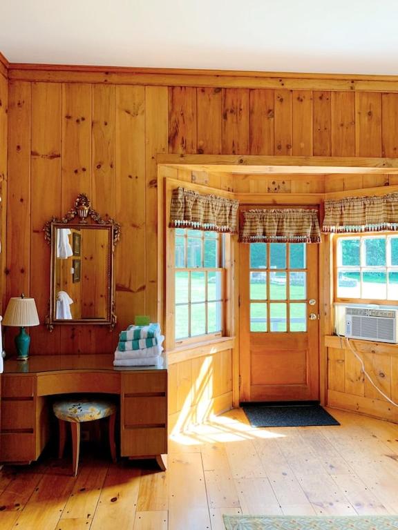 Historic Renovated Barn at Boorn Brook Farm - Manchester Vermont - Image 7