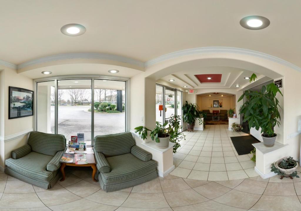 Key West Inn - Newport News - Image 4