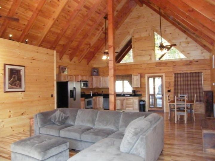 Holiday mountain log cabin