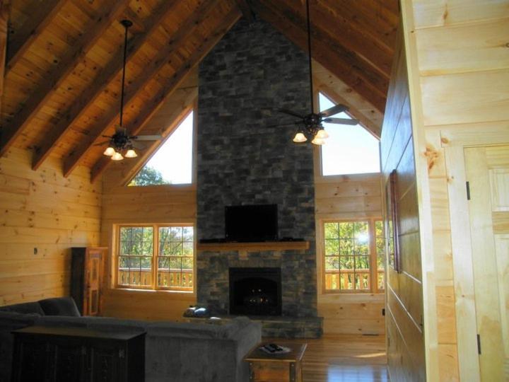 Holiday mountain log cabin - Image 5