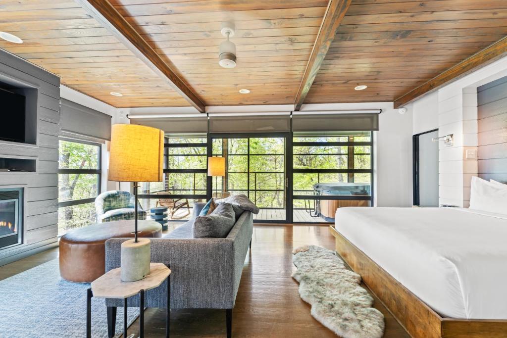 Iris Inn and Cabins - Image 5