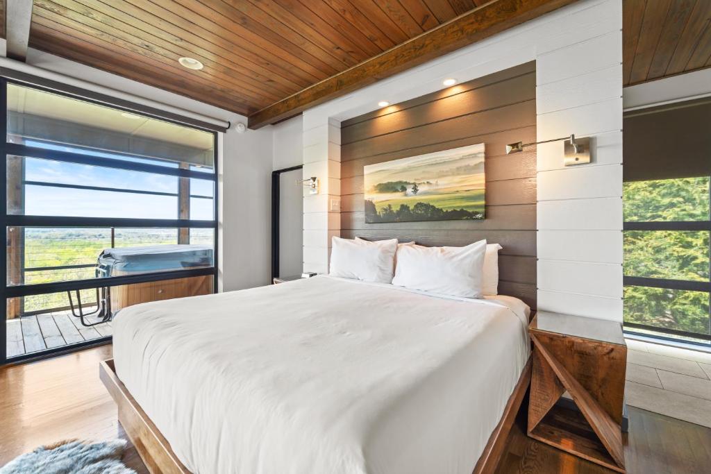 Hot Tub (Jacuzzi) - Photo 5