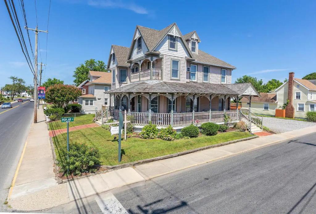 Inn at Poplar Corner B&B on Chincoteague Island - Image 6