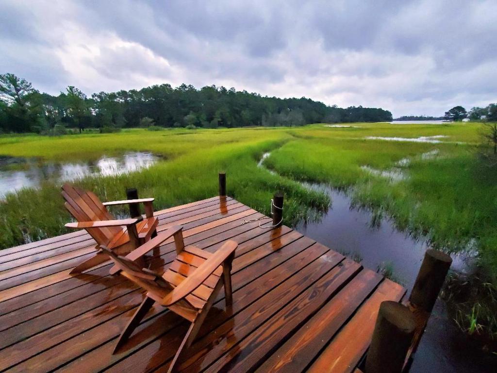 Foster's Bethel Beach Inn - Image 8