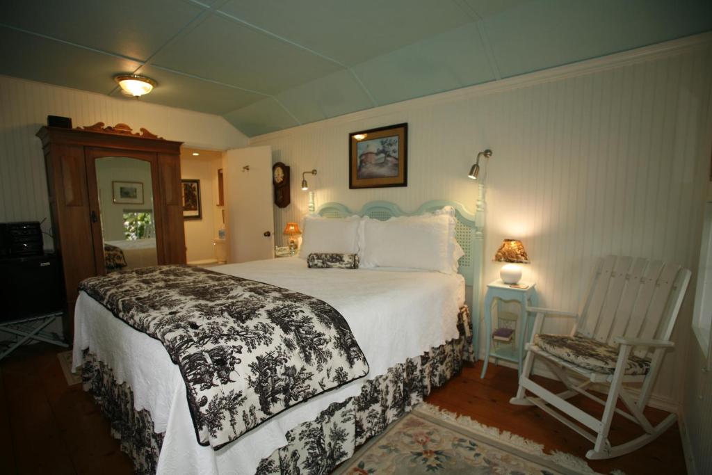 Country Cottage of Langley - Image 6