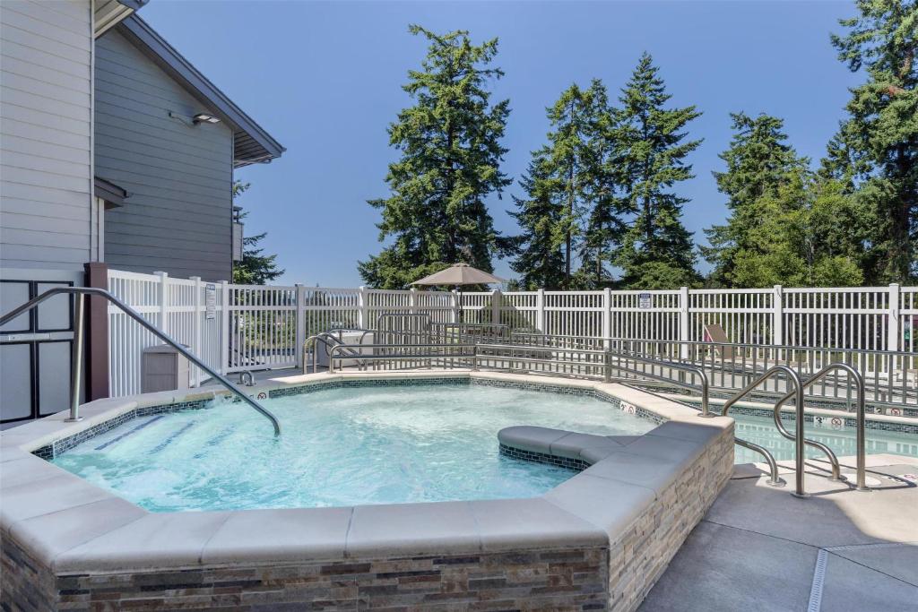 Best Western Plus Oak Harbor Hotel & Conference Center