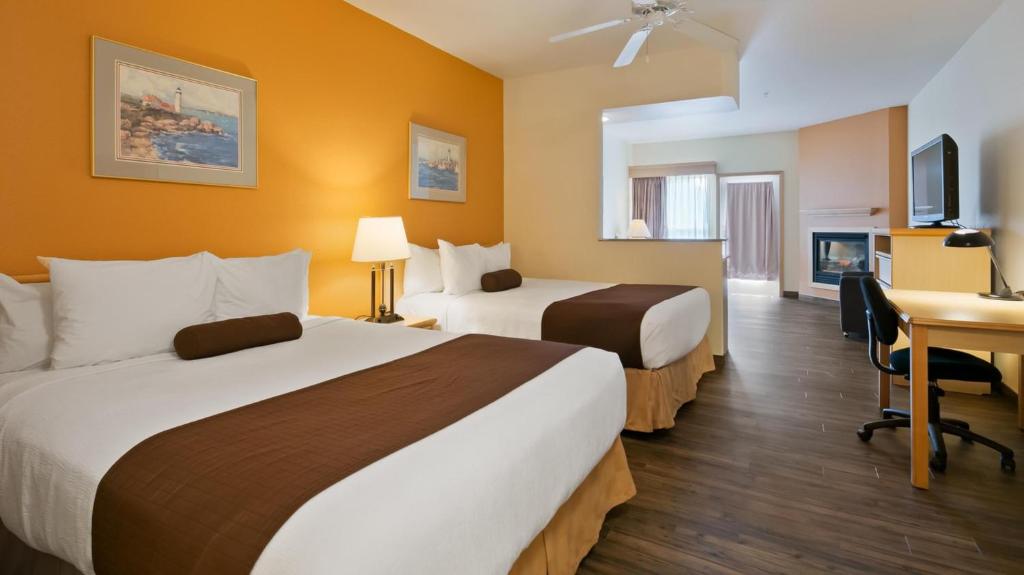 Lighthouse Suites Inn - Image 8