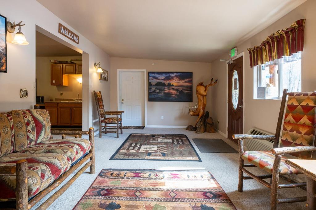 North Cascades Inn - Image 5