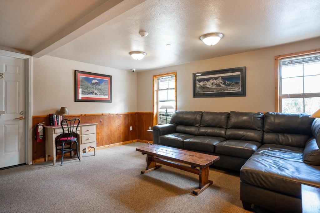 North Cascades Inn - Image 8