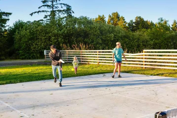 Breakwater Resort - Image 5