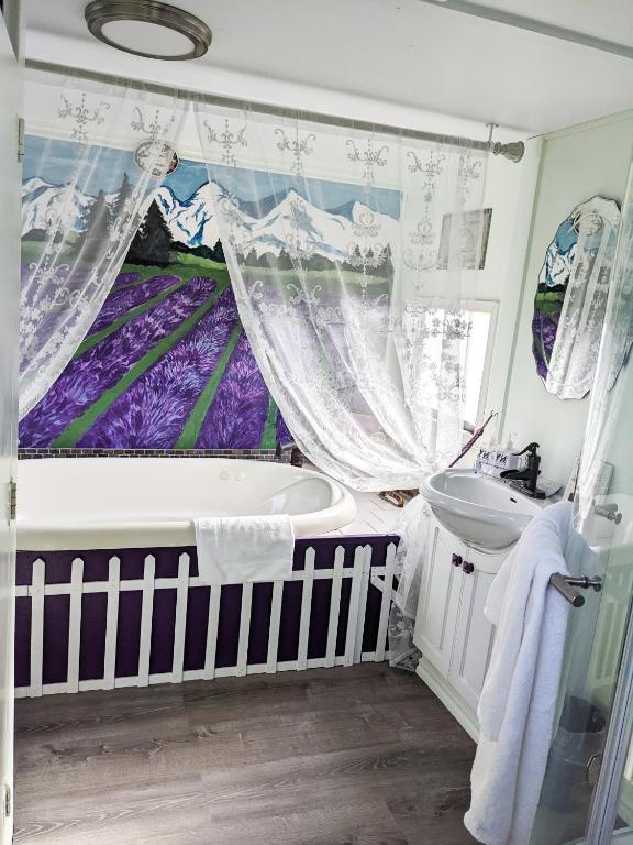 Hot Tub (Jacuzzi) - Photo 5