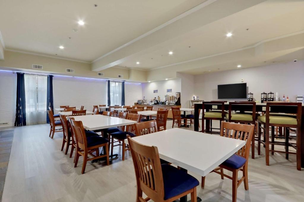 Best Western Liberty Inn DuPont JBLM - Image 6