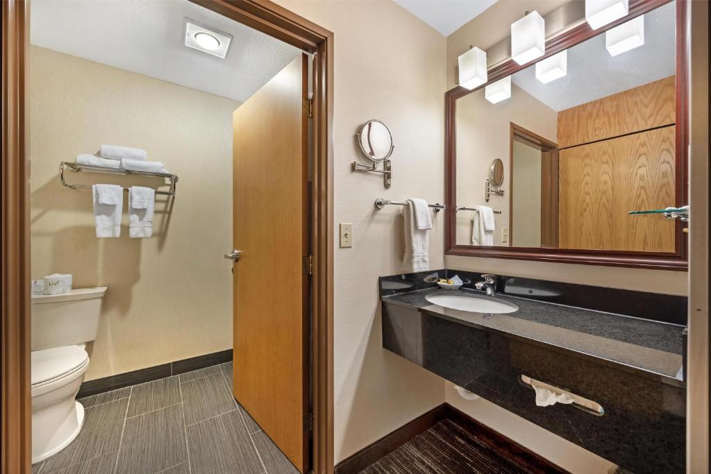 Best Western Plus City Center - Image 6