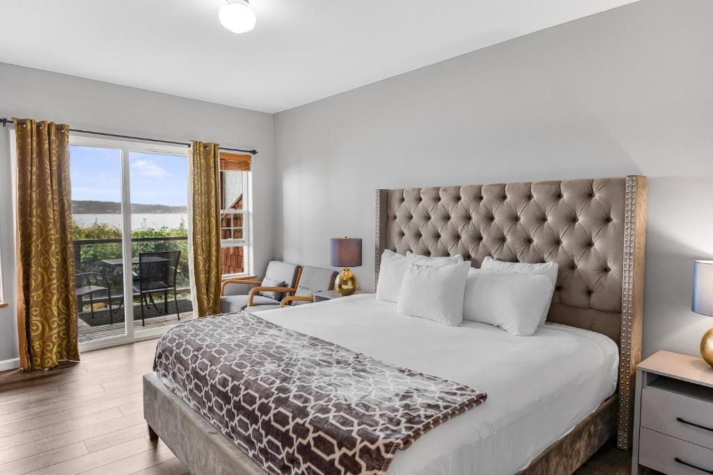 Camano Island Inn - Image 8