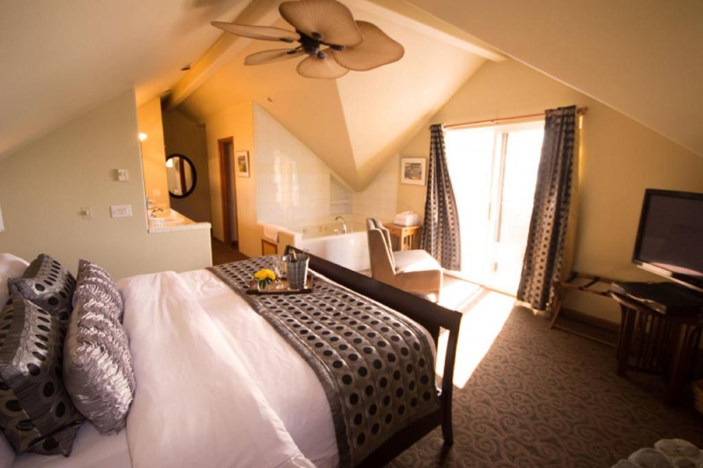 Hot Tub (Jacuzzi) - Photo 6