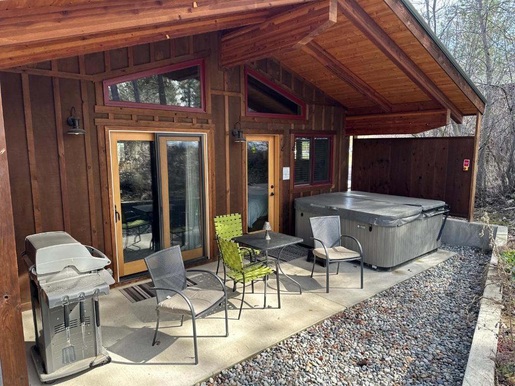 Chewuch Inn & Cabins