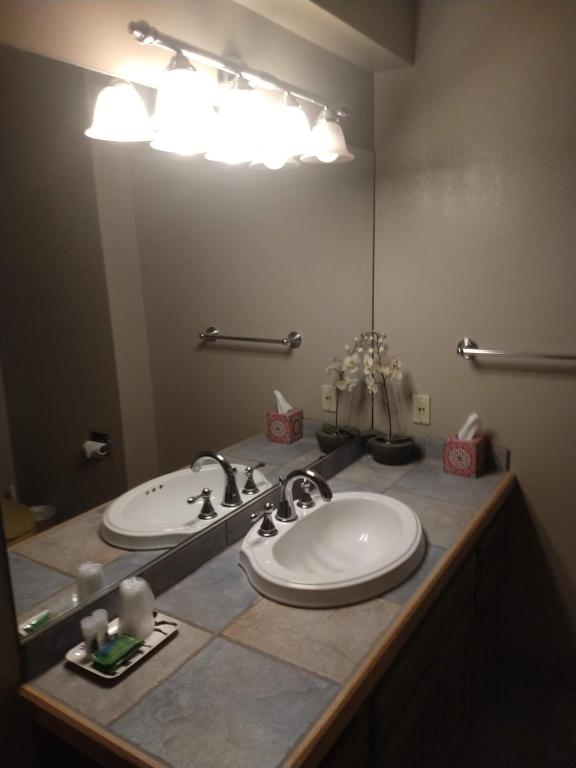 Wildwood Farm Bed & Breakfast - Image 7