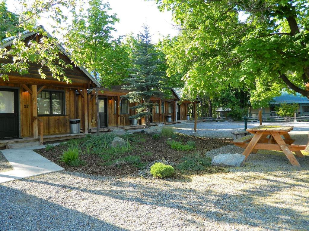 River's Edge Resort - Image 6